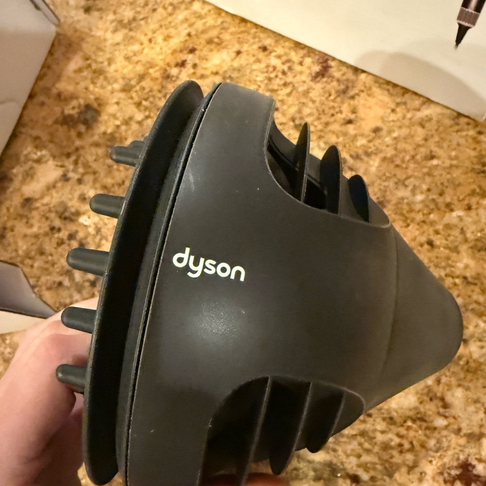 Dyson Black Hair Dryer Attachment